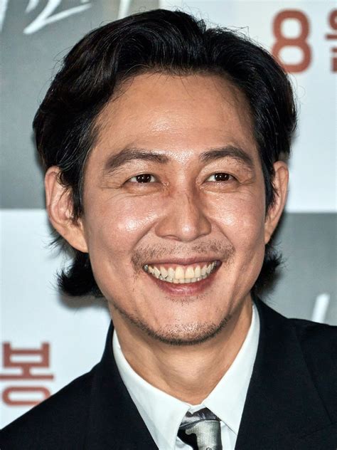 lee jung jae model.